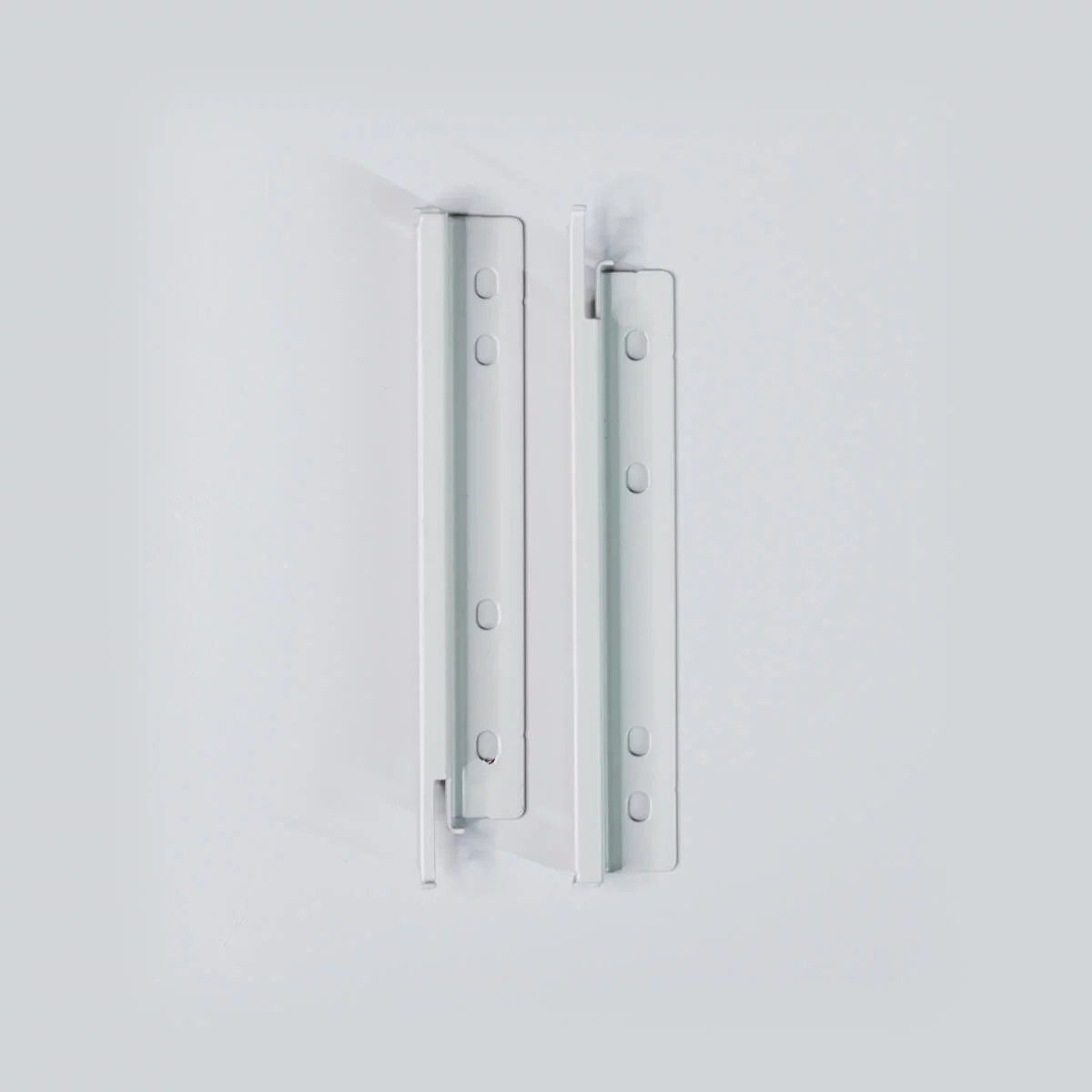 Крепление задней стенки для h172 DTC Magic Pro белый (HT13031,Е29)